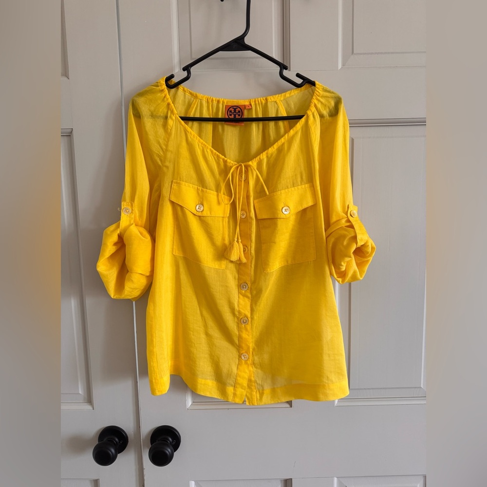 EUC Tory Burch Luisa blouse in yellow size 0
